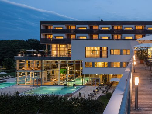 Spa Resort Styria Falkensteiner Aussenansicht Bad Waltersdorf